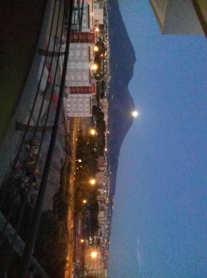 Palazzo Del Mare Apartment Napoli Bagian luar foto